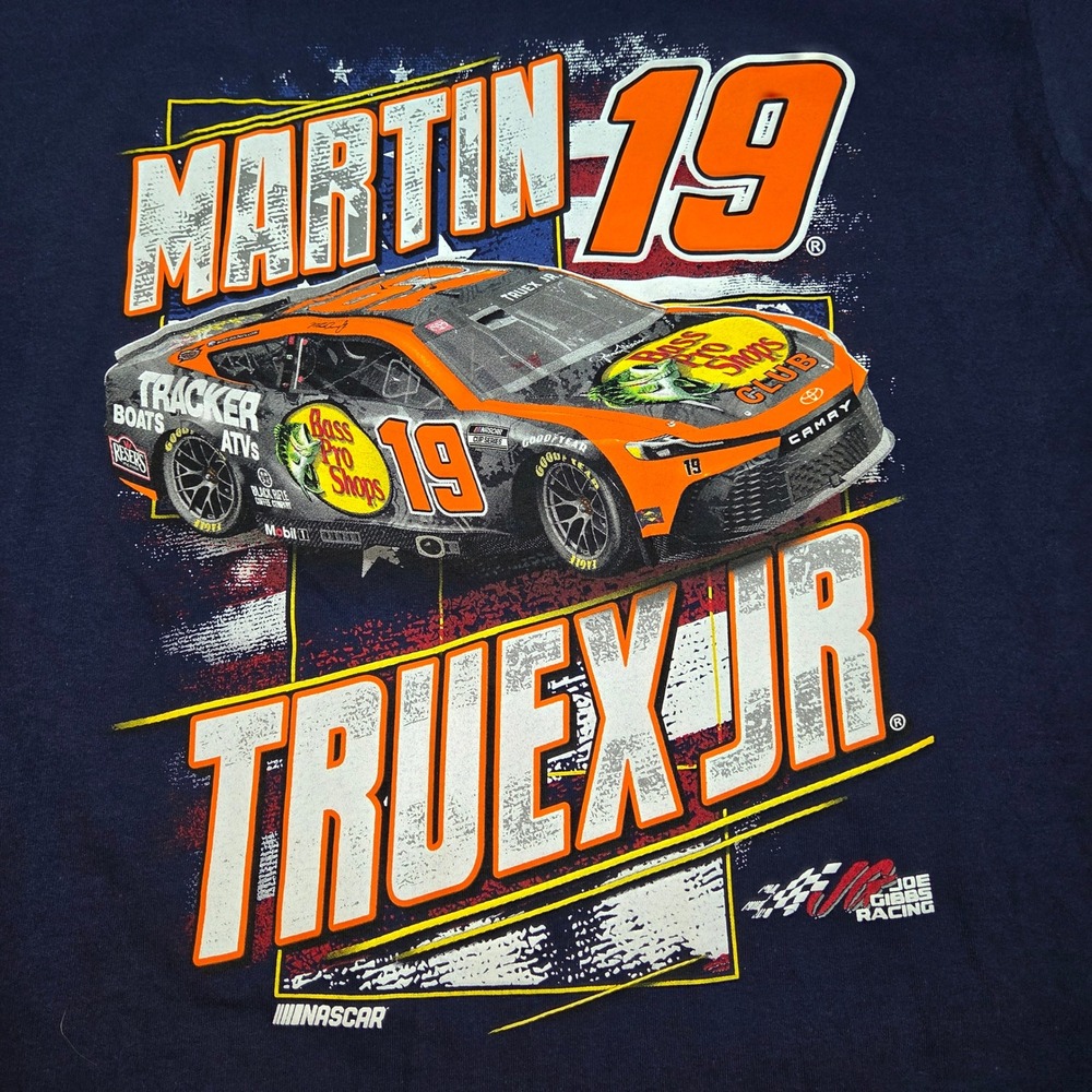 Joe Gibbs Racing Martin Truex Jr NASCAR Tee Mens L Bass Pro Shops Navy Blue